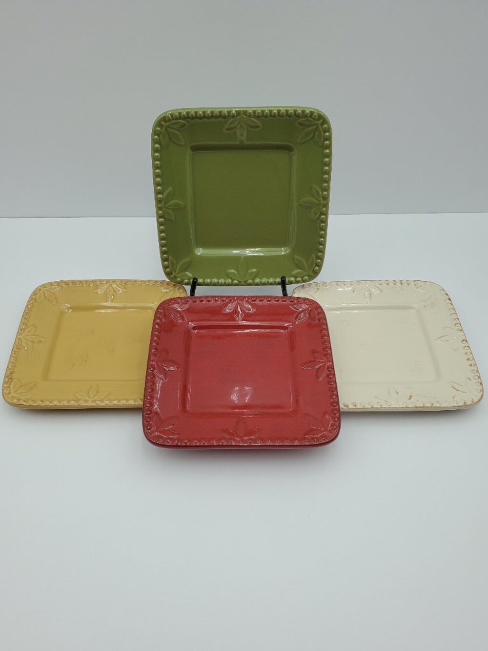 Signature Housewares Sorrento Appetizer Plates Square Dessert Bread Plates